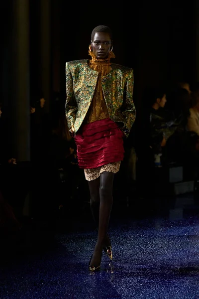 Look 35